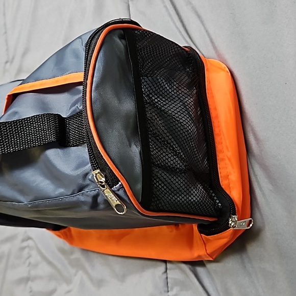 NEW Amazon lunch boxes - Picture 3 of 5